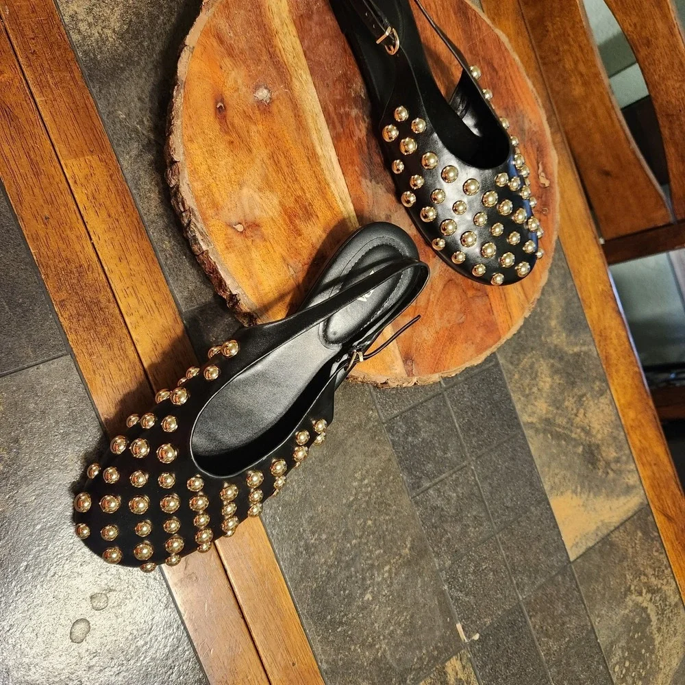 Zara Studded Gold On Black Leather Flat Slingback Sandals Sz 9 Bloggers Fave Pic - Picture 6 of 10